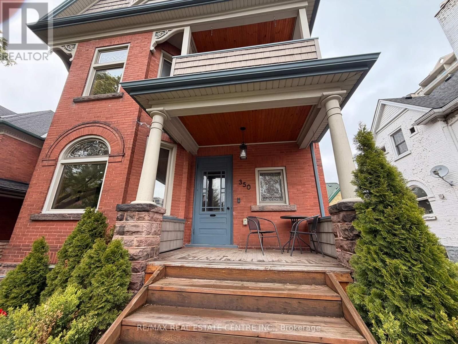 Property Photo: 350 Queen Street South ON N2G 1W7