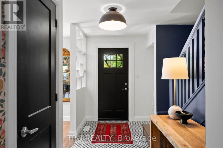 Property Photo: 64 Stevenson Avenue ON K1Z 6N1