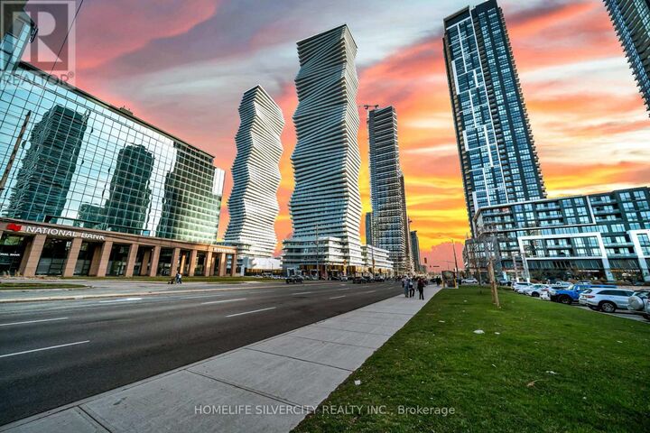 Property Photo:  3900 Confederation Parkway 3908  ON L5B 0M3 