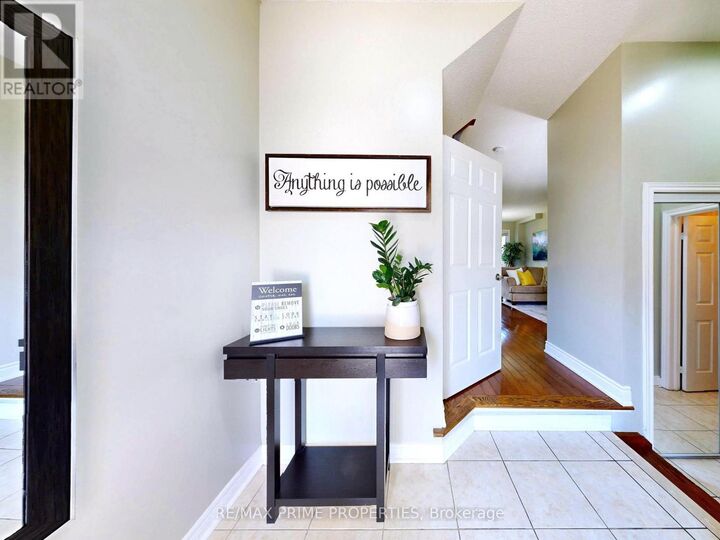 Property Photo:  68 Harbourtown Crescent  ON L6V 4P5 