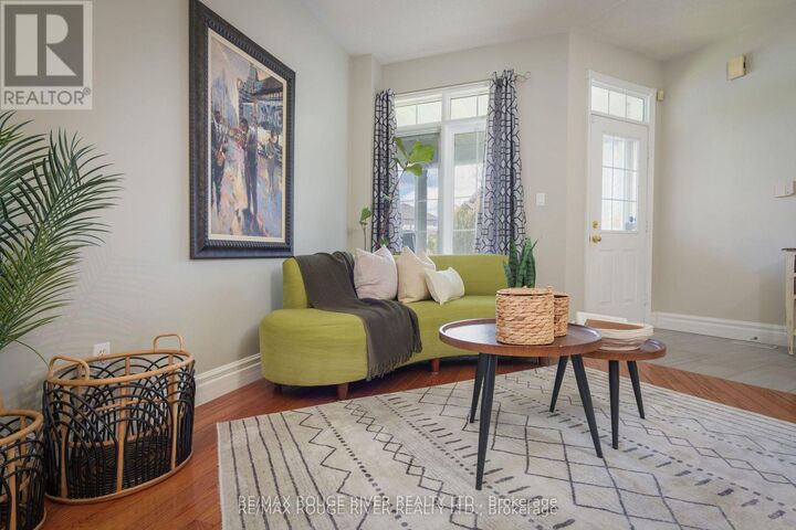 Property Photo:  433 Woodsmere Crescent  ON L1V 7A4 