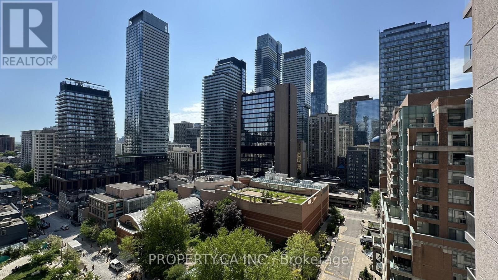 Property Photo: 909 Bay Street 1508 ON M5S 3G2