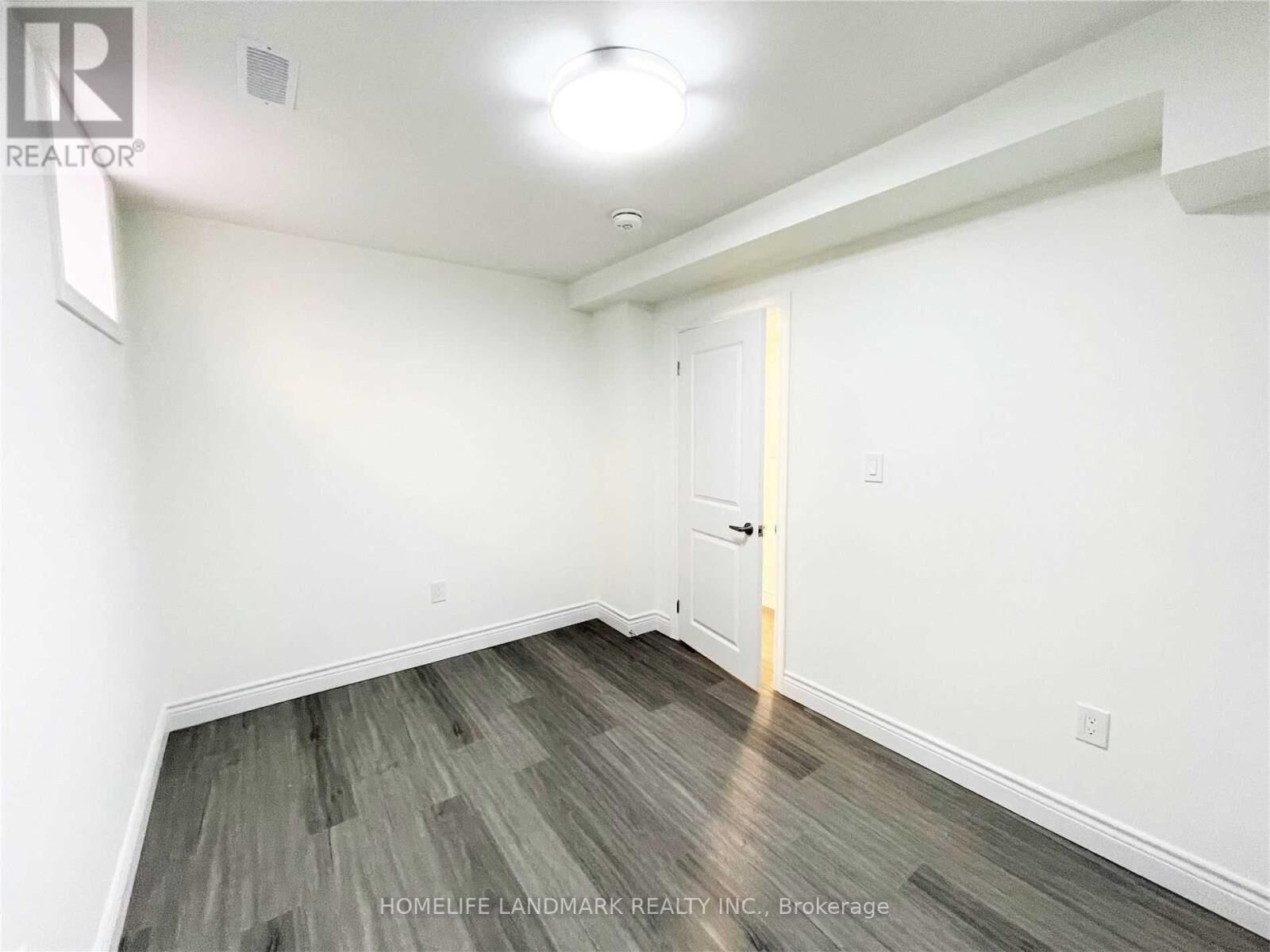 Property Photo:  609 Mortimer Avenue Lower  ON M4C 2J6 