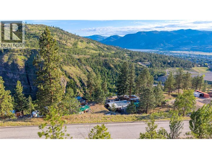 Property Photo: 158 Saliken Drive BC V2A 8V6
