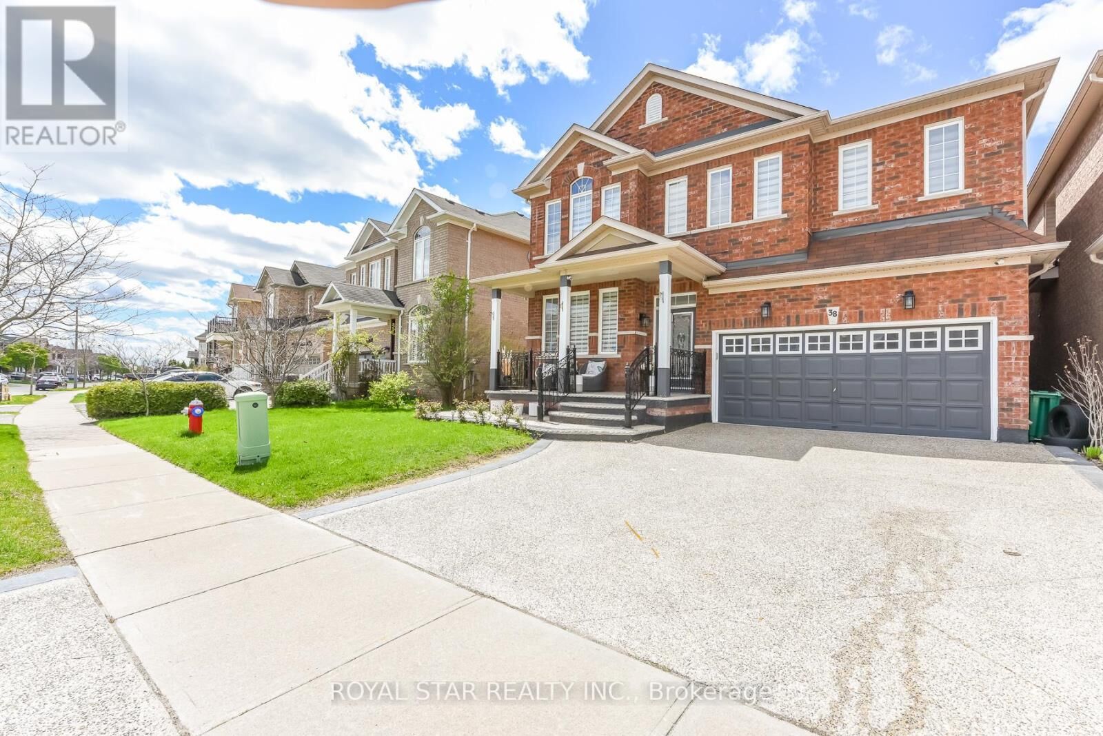 Property Photo:  38 Robitaille Drive  ON L6R 0H6 