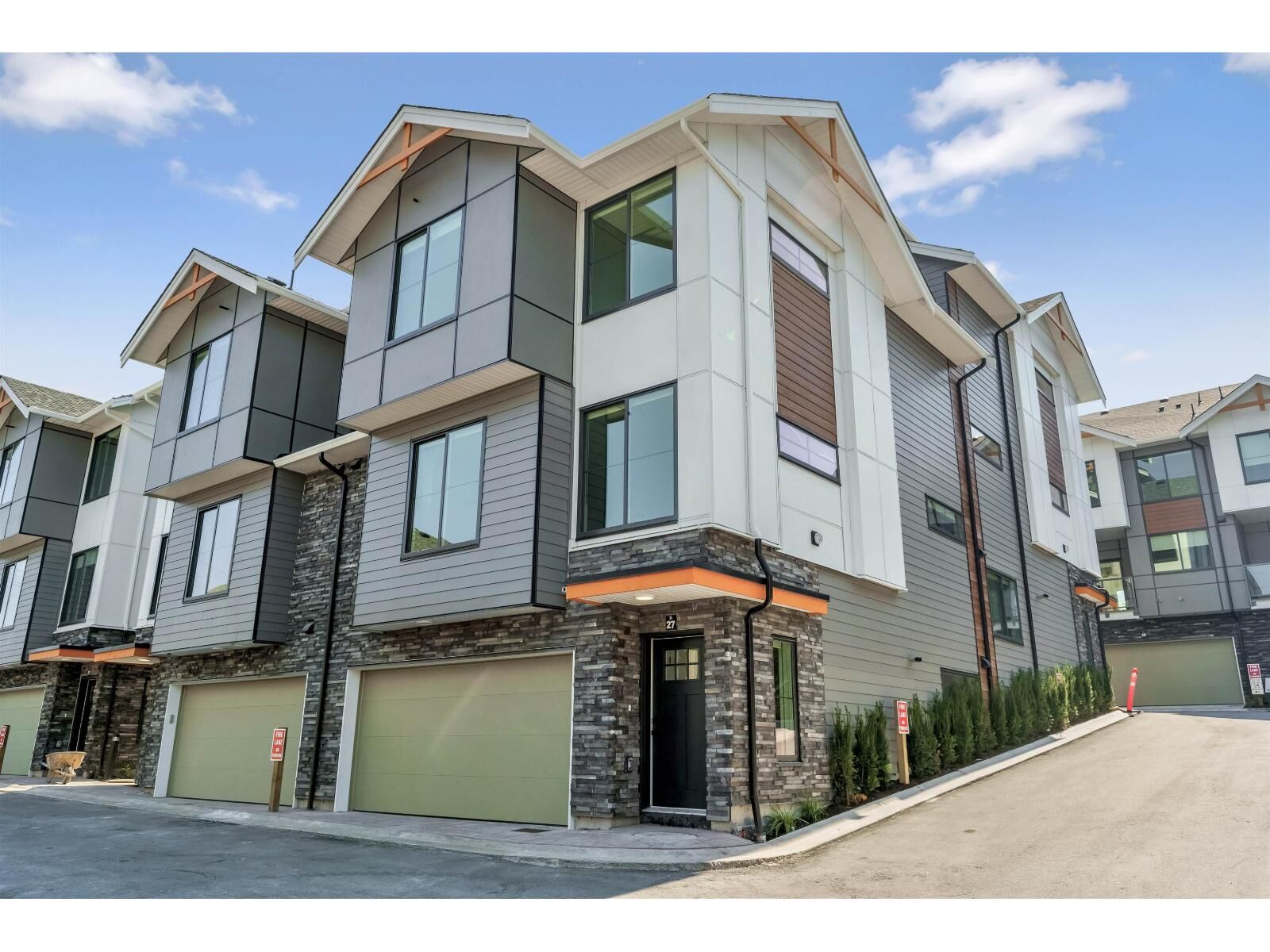 Property Photo: 6035 141 Street 23 BC V3X 2N2