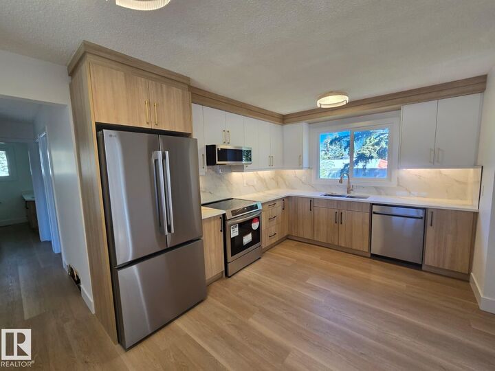 Property Photo: 18526 86A Avenue NW AB T6T 1J6