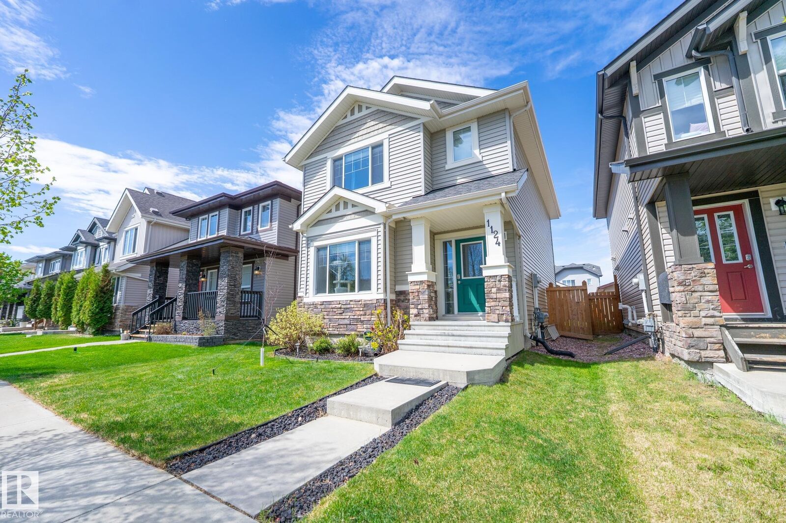 Property Photo:  1124 161 Street SW  AB T6W 1A4 
