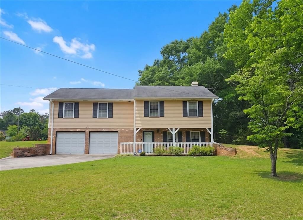 Property Photo:  1630 Dove Court SW  GA 30064 