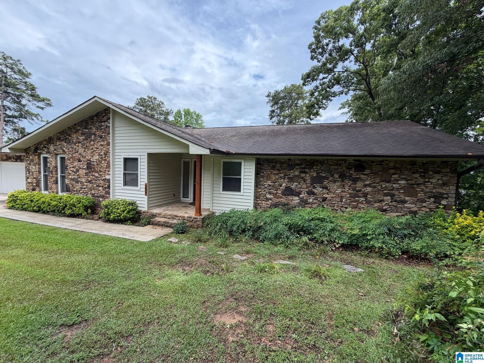 Property Photo:  289 Osprey Drive  AL 35128 