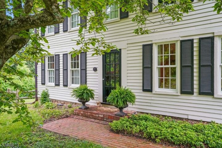 Property Photo: 32 Potterstown Rd NJ 08833