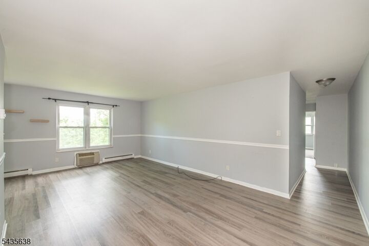 Property Photo:  100 Pierson Miller Drive E4  NJ 07442 