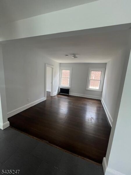 Property Photo: 1020 Cross Ave 2F NJ 07208