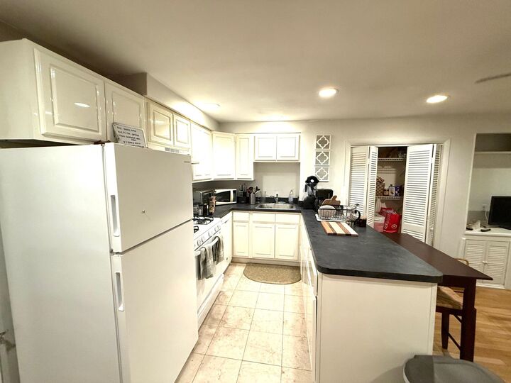 Property Photo:  239 Bloomfield St 1  NJ 07030 