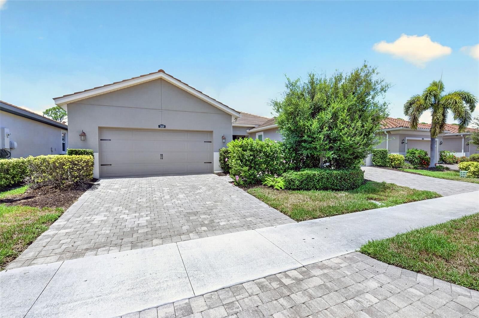Property Photo: 12020 Tapestry Lane FL 34293