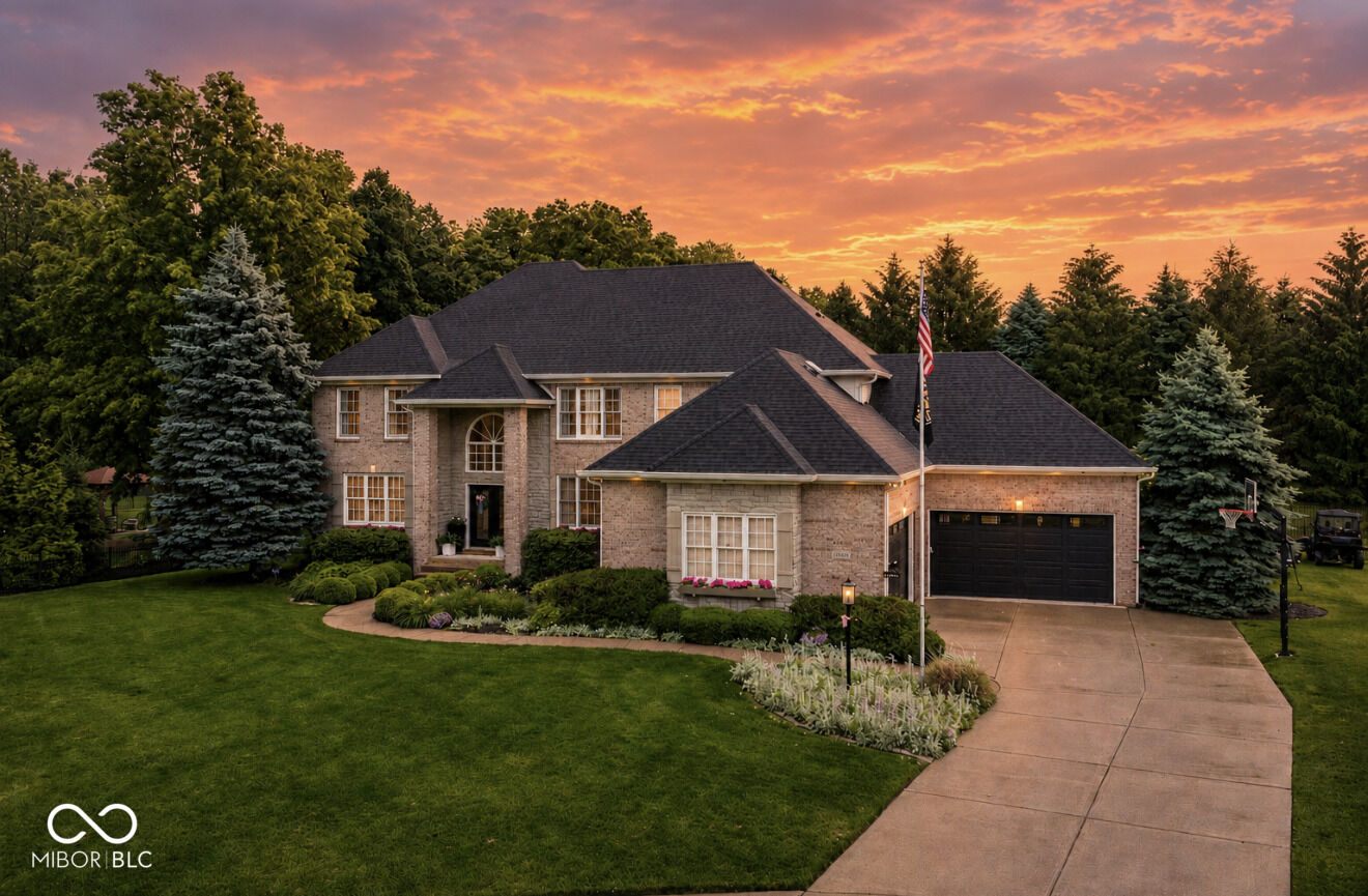Property Photo:  10608 Geist Ridge Court  IN 46040 