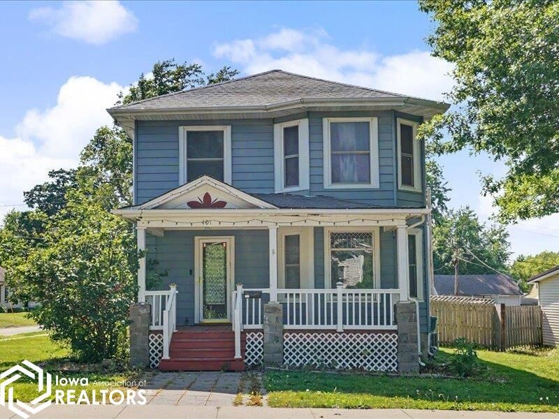 Property Photo:  401 N Walnut Street N  IA 52645 