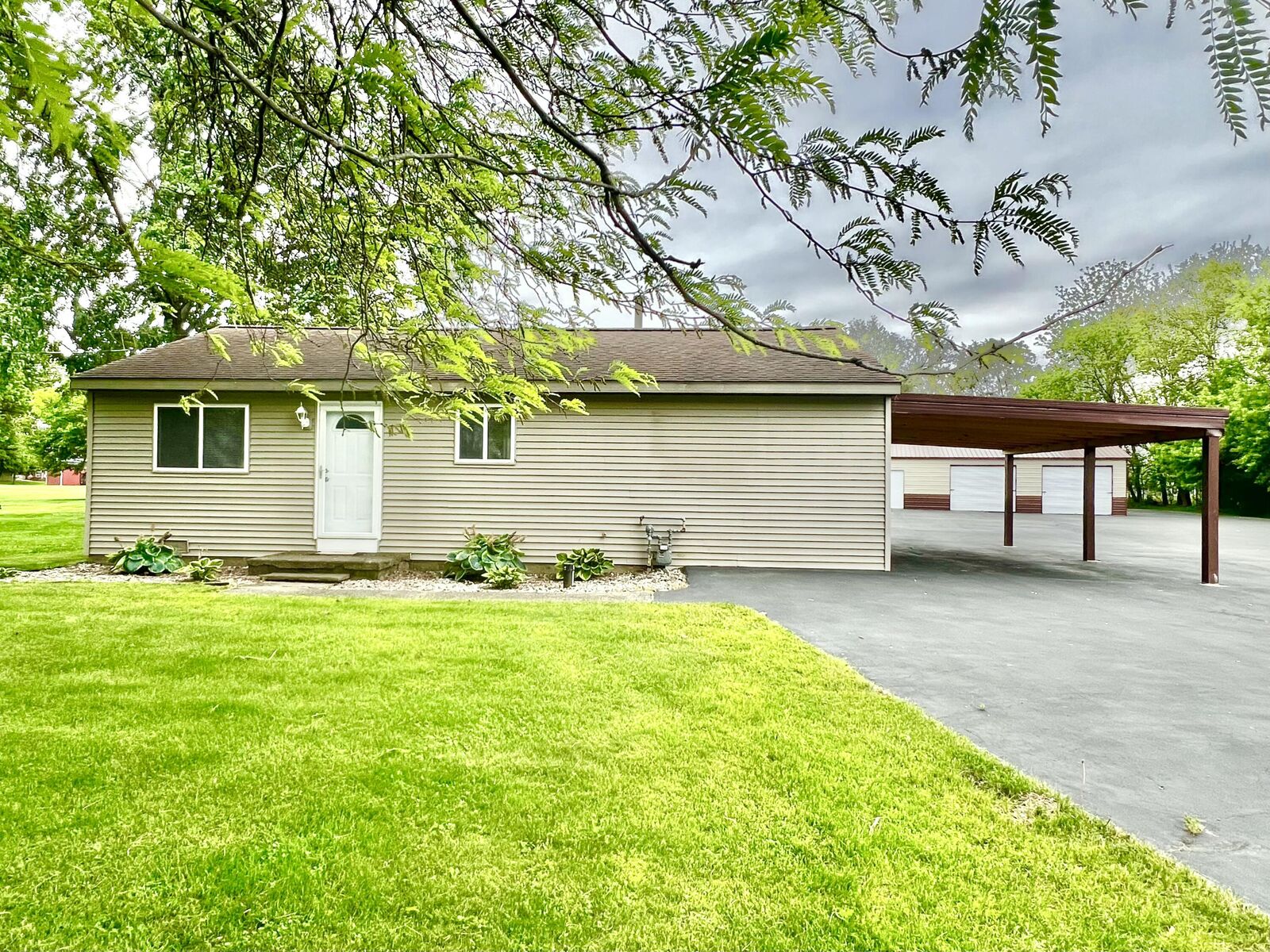 Property Photo:  510 N Union City Road  MI 49036 