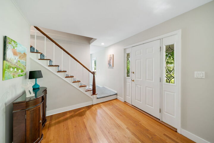 Property Photo:  707 Glenshire Road  IL 60025 