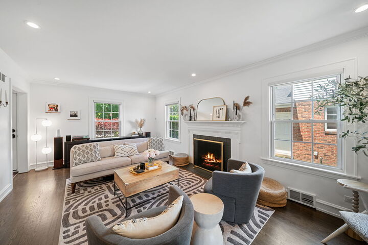 Property Photo:  3941 Linden Avenue  IL 60558 