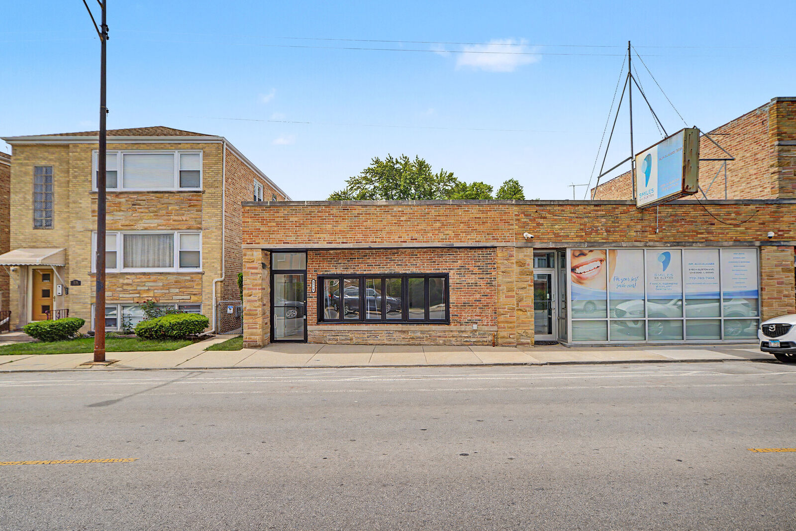 Property Photo:  5778 N Elston Avenue  IL 60646 