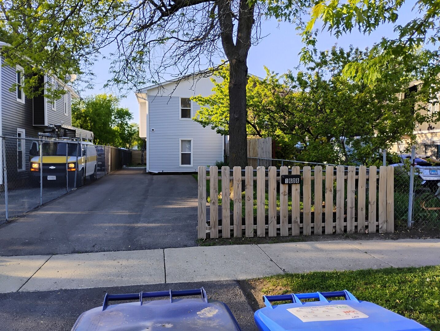 Property Photo: 1608 11th Street IL 60085