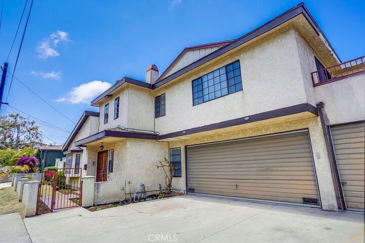 Property Photo:  1307 Mackay Lane  CA 90278 