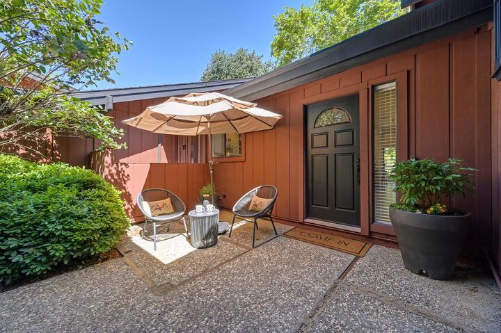 Property Photo:  44710 Garden Ct  CA 95618 