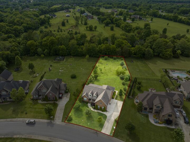 Property Photo:  1521 Marathon Dr  TN 37129 