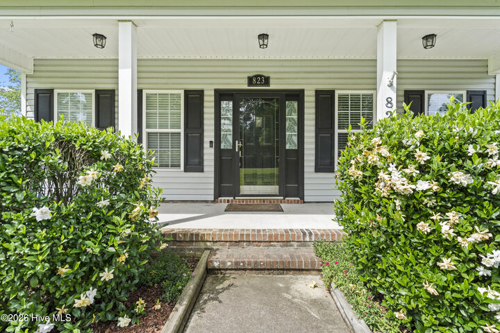 Property Photo: 823 Ernest King Road NC 28540