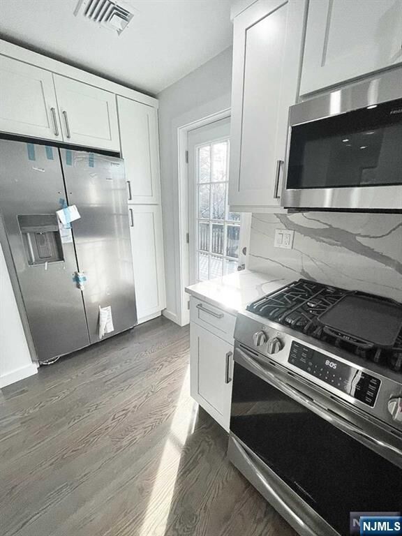 Property Photo:  40 Grant Avenue  NJ 07626 