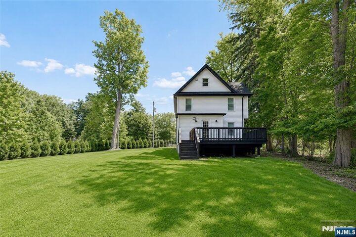 Property Photo:  40 Grant Avenue  NJ 07626 