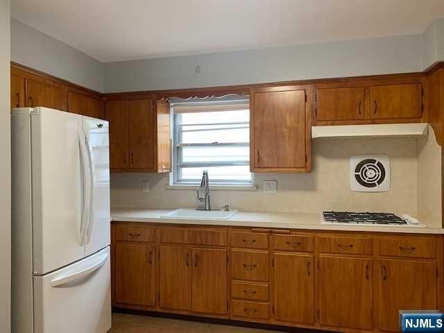 Property Photo:  129-131 6th Street Apt 1  NJ 07022 
