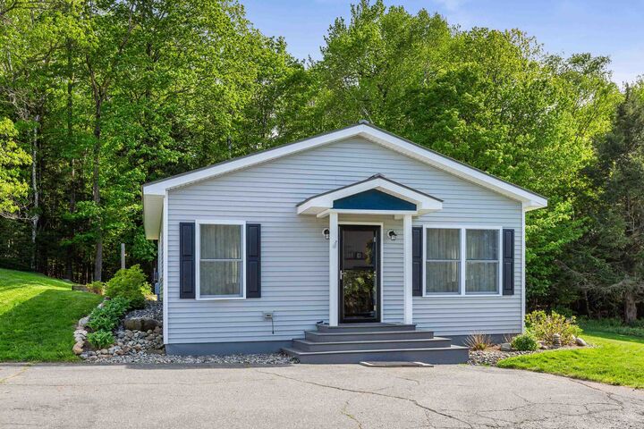 Property Photo:  15 Hillcrest Drive  NH 03766 