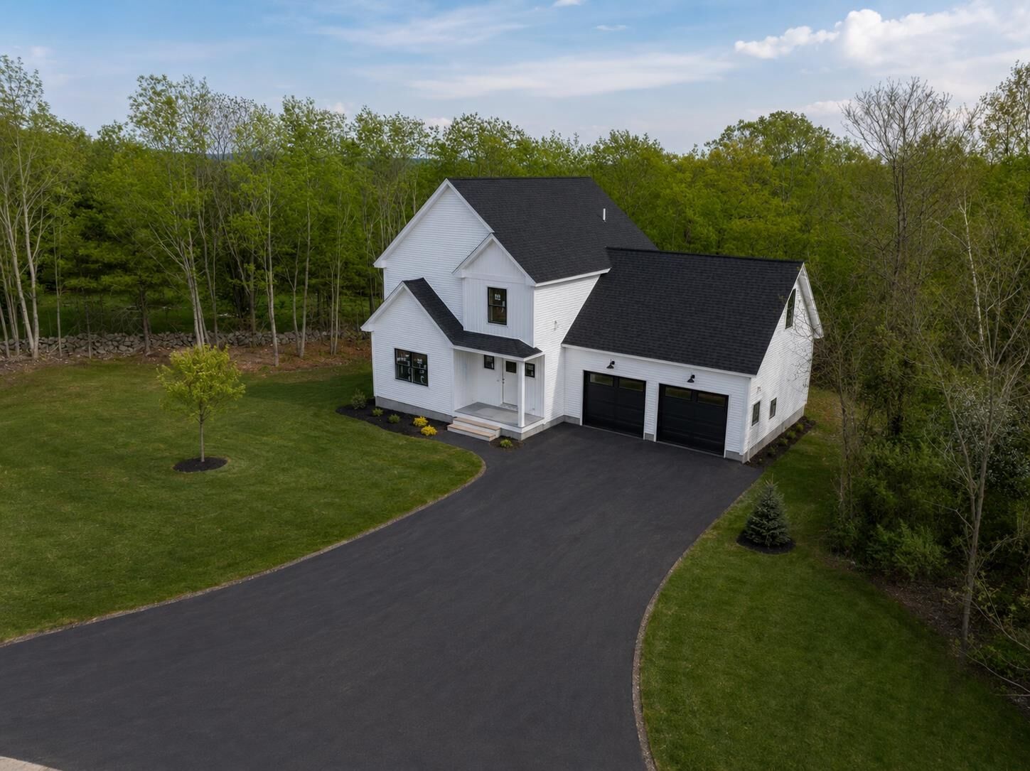 Property Photo:  45 Hemlock Drive  NH 03894 