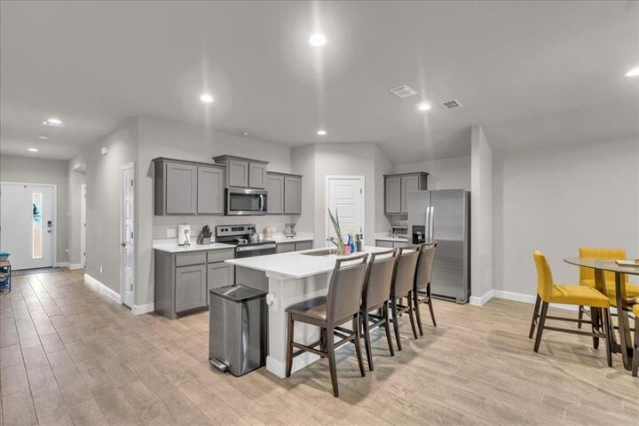 Property Photo:  732 Trinity Park Trail  TX 76009 