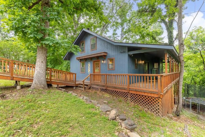Property Photo: 8665 White Oak Drive AR 72756