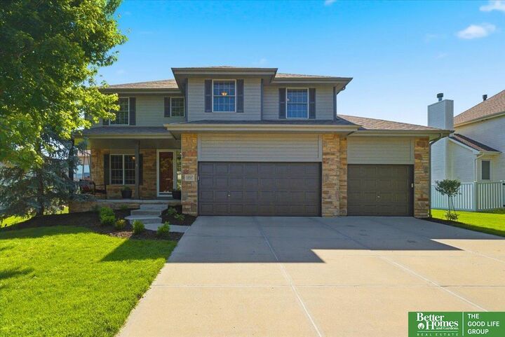 Property Photo:  12427 S 79 Avenue  NE 68046 