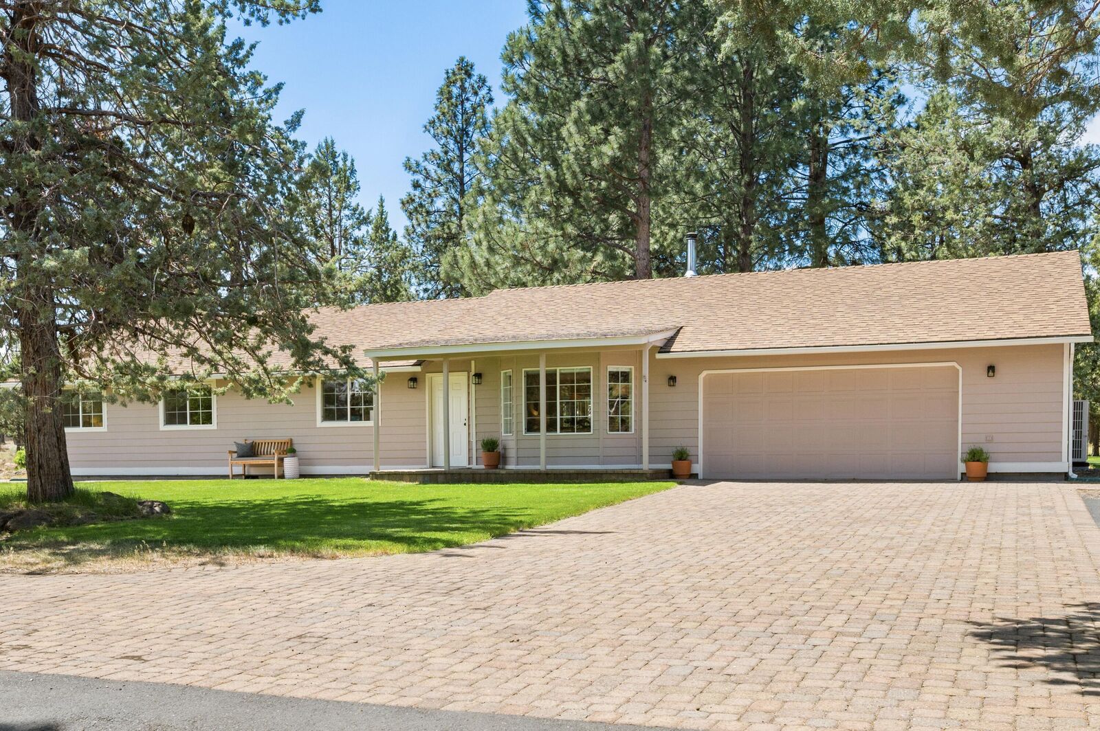 Property Photo:  63430 Palla Lane  OR 97703 