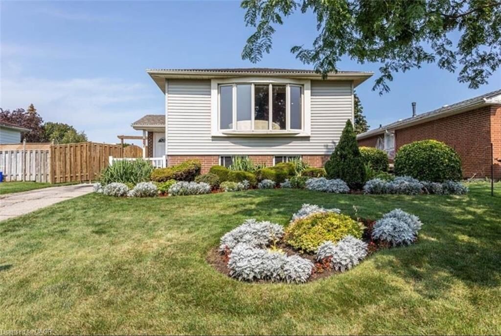 Property Photo: 87 Locheed Drive Upper ON L8T 4L5