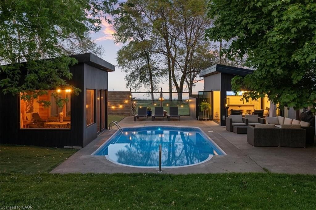 Property Photo: 573 Beach Boulevard ON L8H 6X8