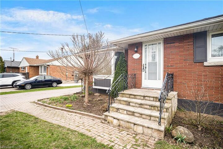 Property Photo:  6658 O'Neil Street  ON L2J 1N1 