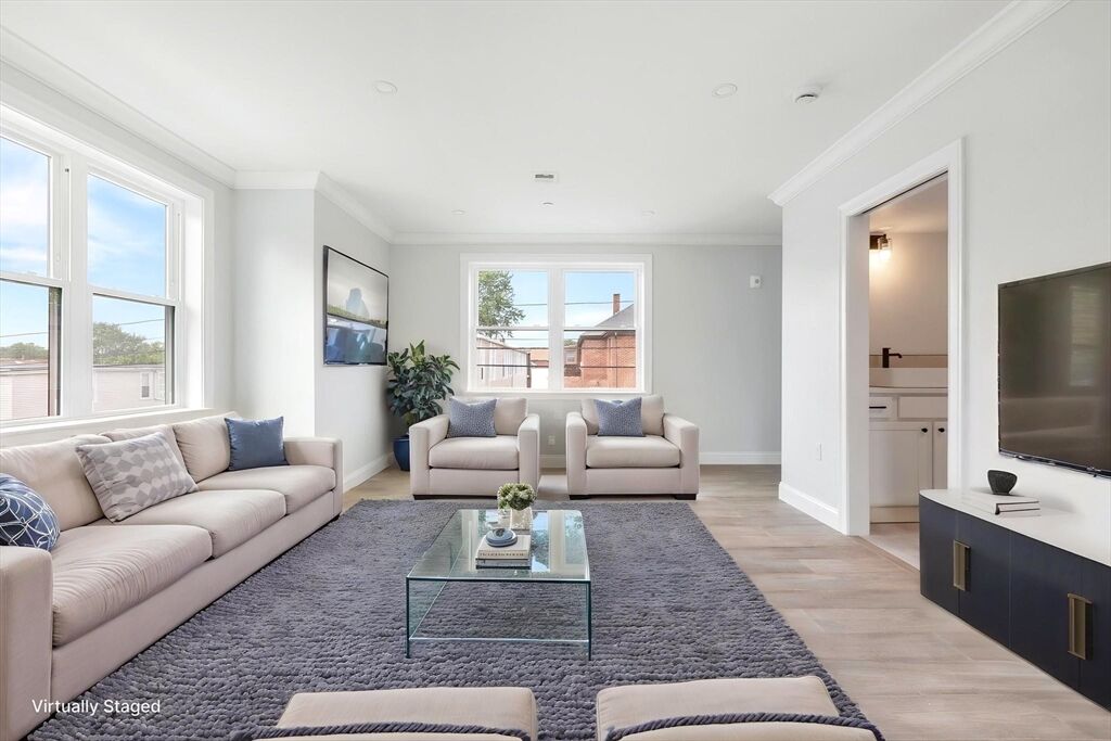 Property Photo:  161 Sumner St 2  MA 02169 