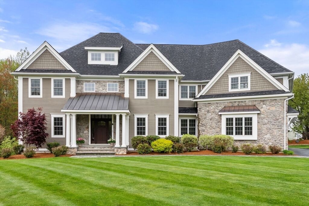 Property Photo:  7 Metcalf Ln  MA 01772 