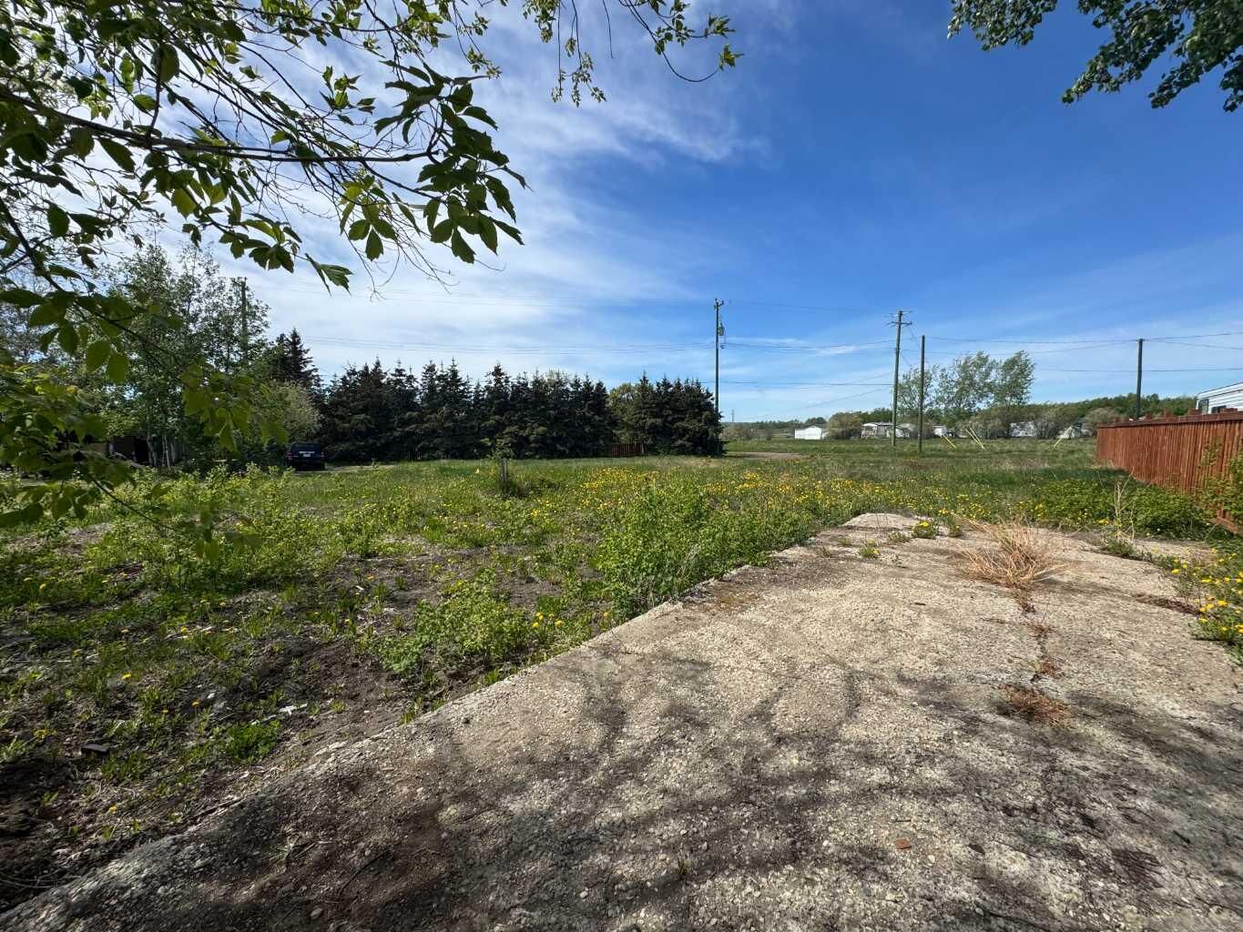 Property Photo: 1119 7th Avenue AB T0H 0C0