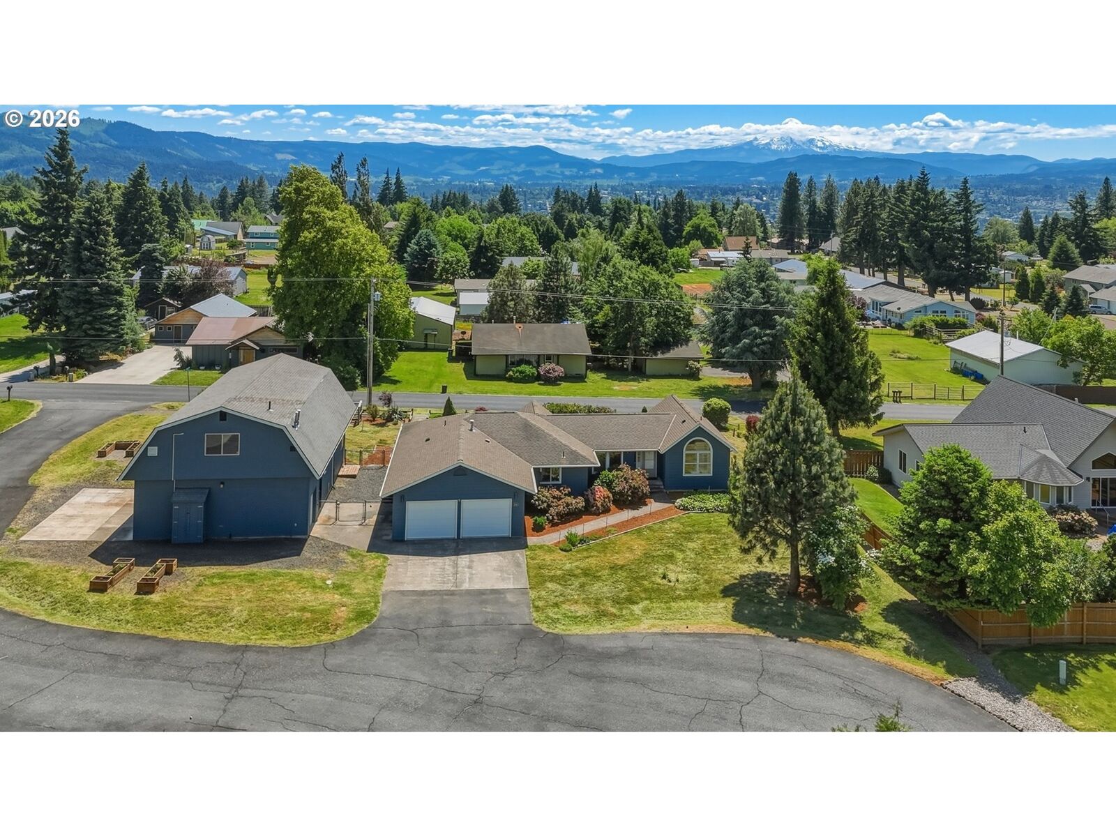 Property Photo: 1114 Neal Rd WA 98672