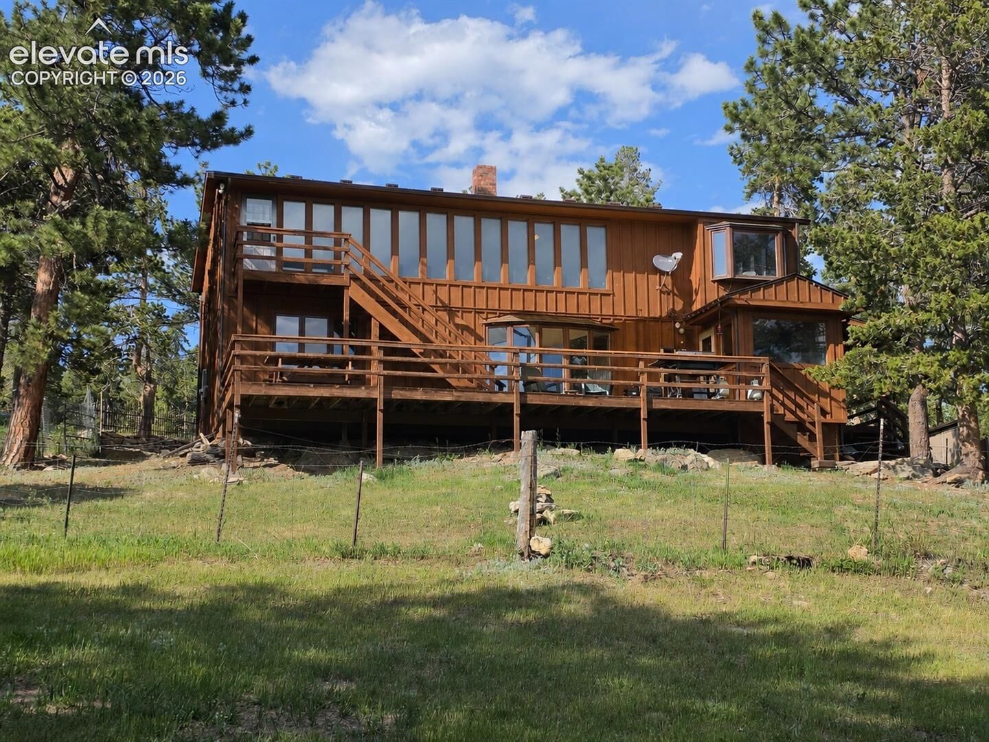 Property Photo:  26 Howe Court  CO 80422 