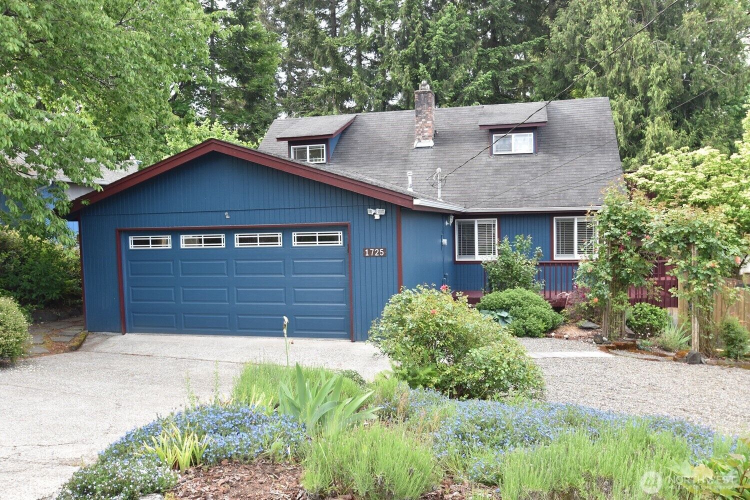 Property Photo: 1725 Union Avenue SE WA 98501