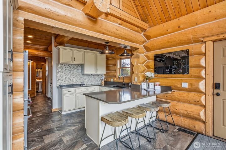 Property Photo:  2731  Wild Goose Road NE  WA 98837 