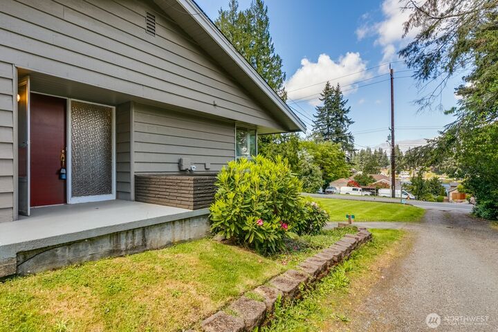 Property Photo: 3822 Shelby Road WA 98087